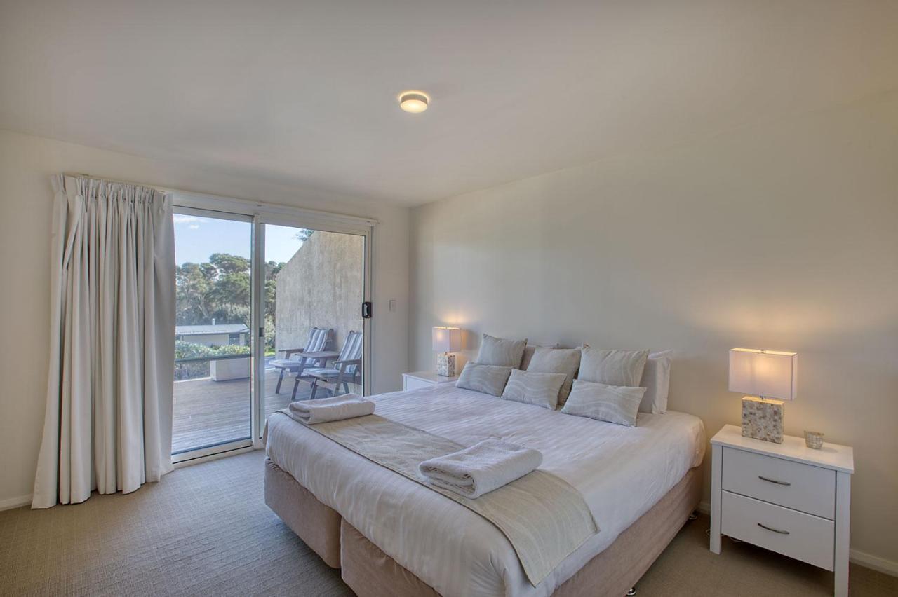 Quarterdeck Apartment Binalong Bay 外观 照片